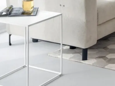 Tavolino quadrato Thin in metallo laccato Bianco di Calligaris