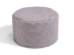 Scopri la collezione shapes Pouf 07 di Dienne Dalotti: accessori e complementi per casa di design