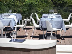 Sedie Mood outdoor di Bontempi: arredamento casa con stile ed eleganza